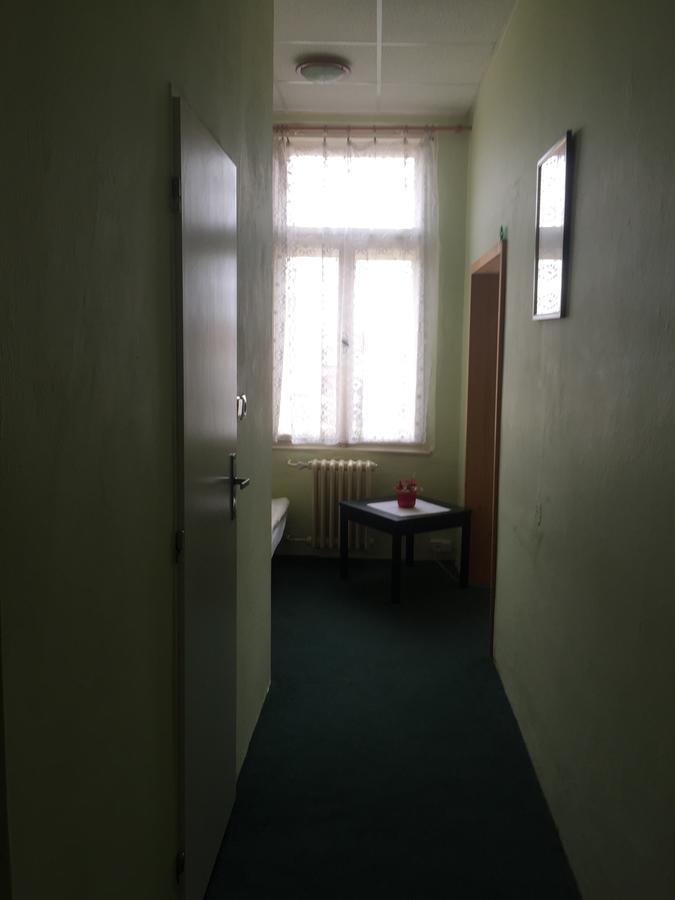Hotel Dvorak Chrast Exteriör bild